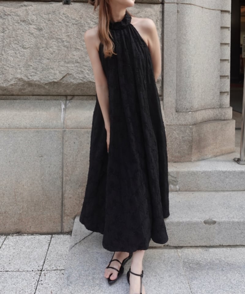 【新品未着用】MEER. AMERICAN SLEEVE FLARE TOP 予約】American sleeve lace one-piece／black | Ermé