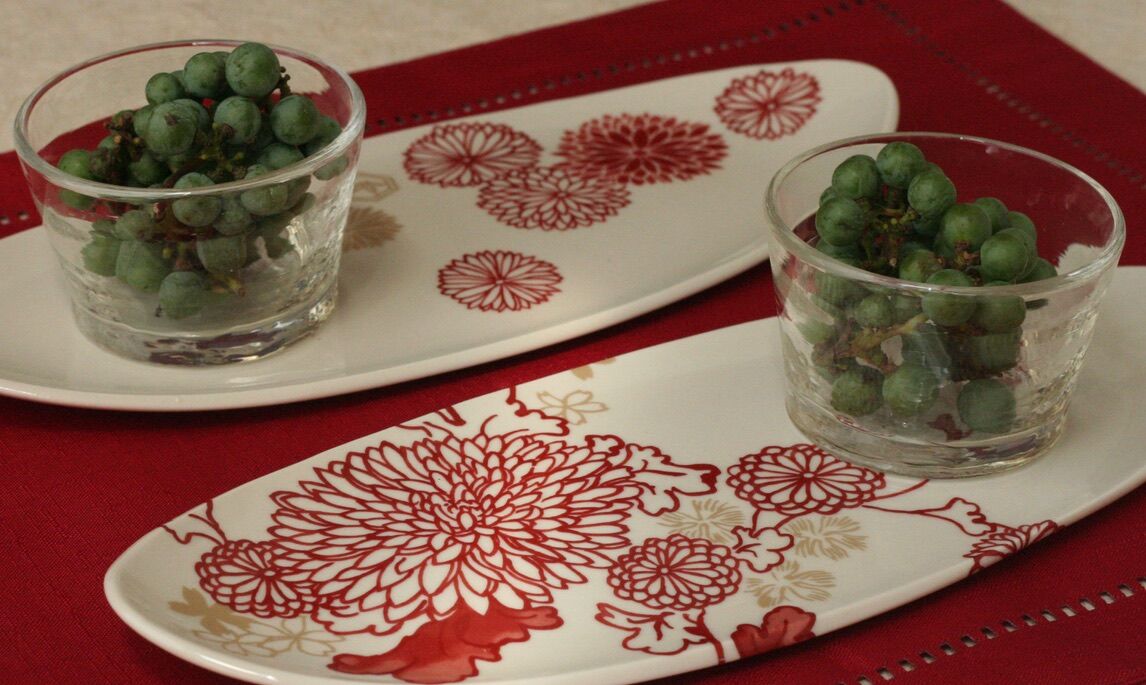 スイーツ、オードブル、焼き魚？ 楕円皿 赤菊D−2 | ハレの日の器 美