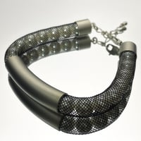 Pearl bracelet