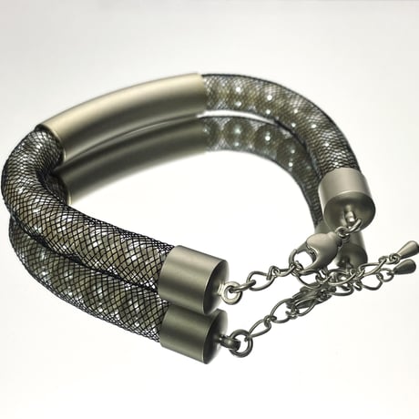 Pearl bracelet