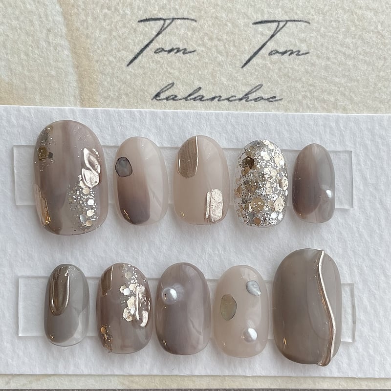 natsumi♡ ネイルチップ NATSUMI🦋nail artist💅🇯🇵 (@artbyyou_natsumi) • Instagram
