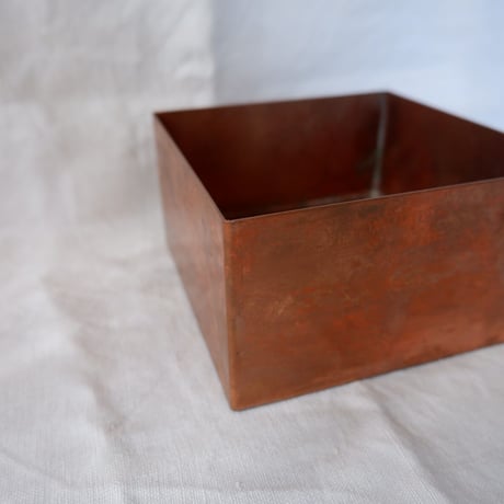 銅の小箱