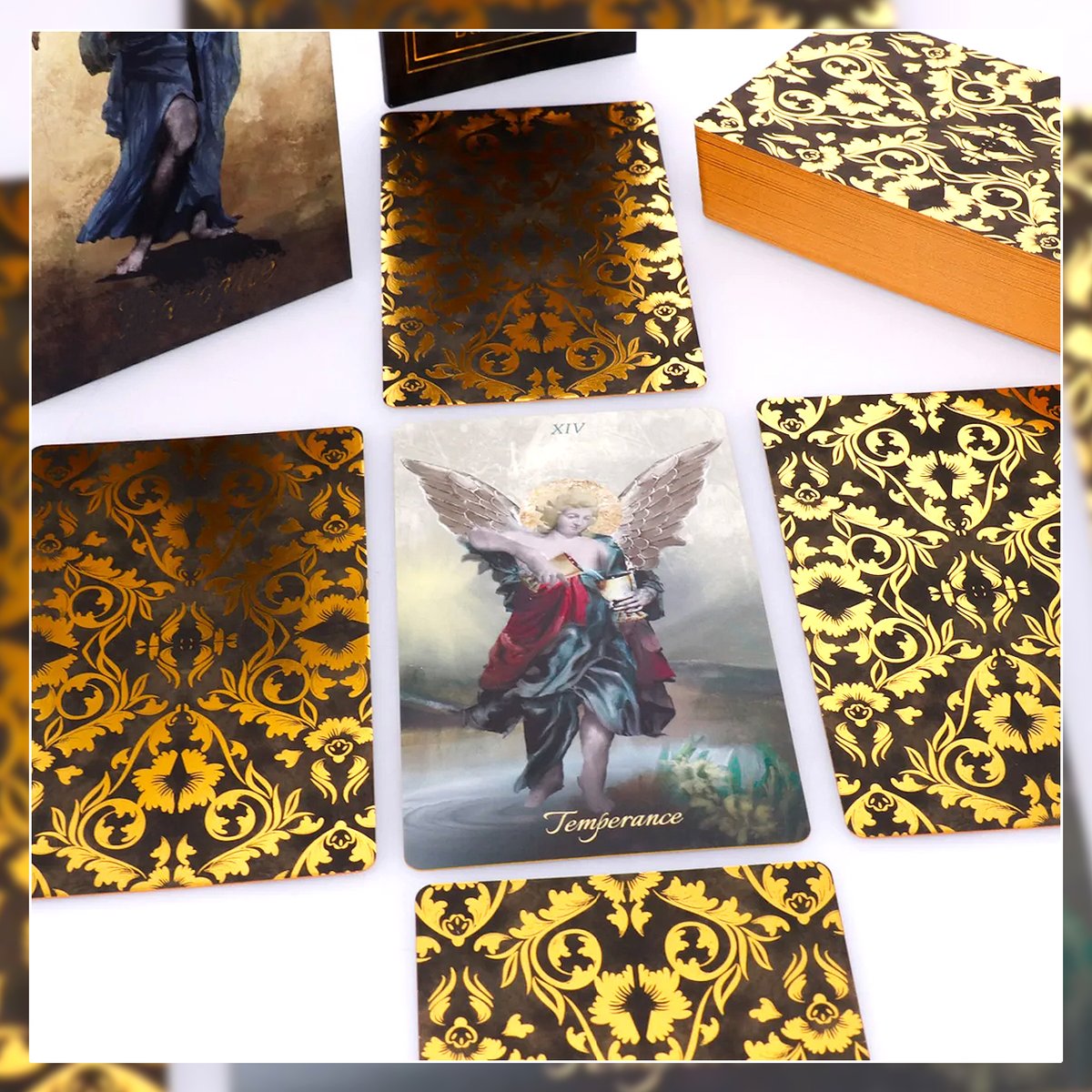 予約商品】Baroque Gold Foil Tarot Deck【タロットカード】 | m