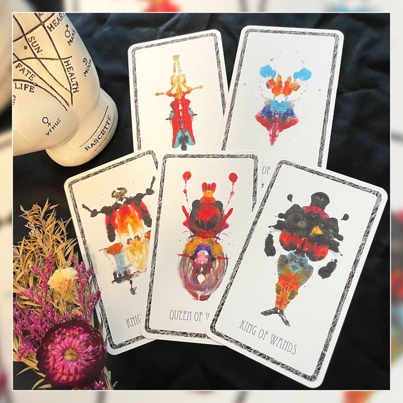 予約商品】hidden water tarot【タロットカード】 | musemuse