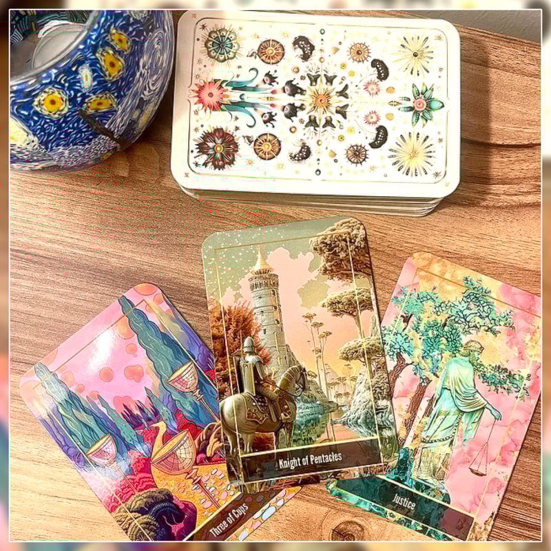 バッキングが白色】Celestial Carnival Tarot Deck【タロットカード