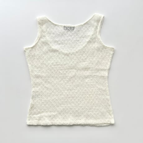 white sleeveless knit