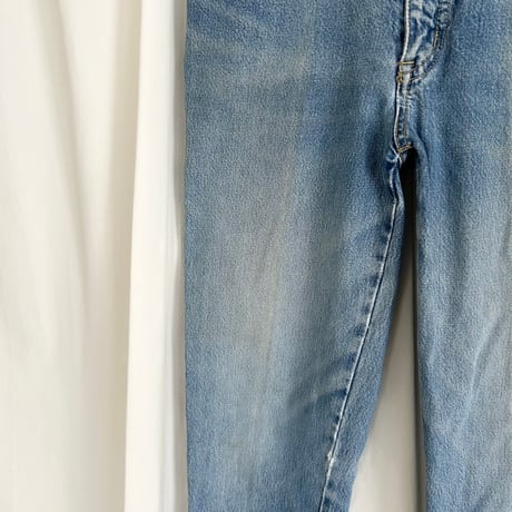 blue denim pants