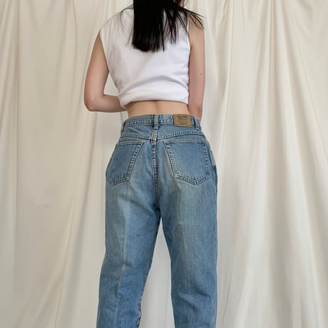 blue denim pants