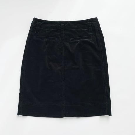 black corduroy tuck skirt