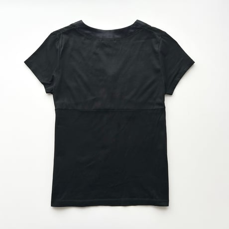 black button T-shirts