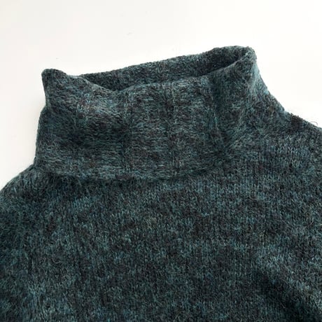 green mix color high neck tunic knit