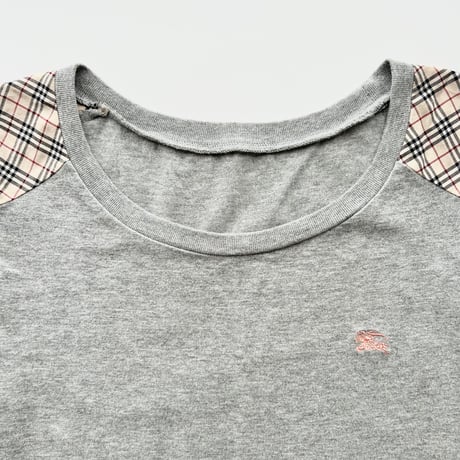 Burberry gray plaid patch T-shirts