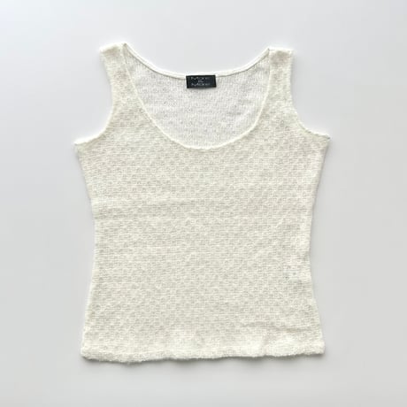 white sleeveless knit