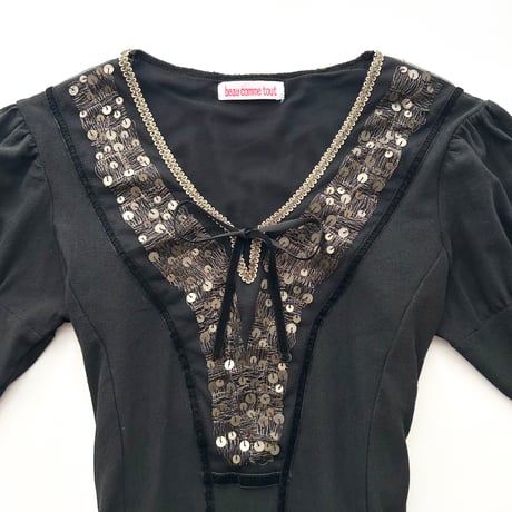 black sequins ribbon frill blouse