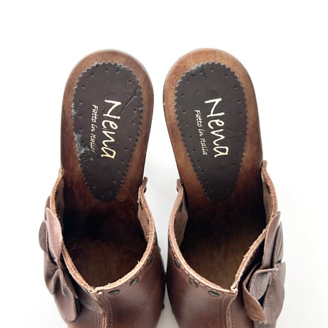 made in Italy / leather sabot sandals