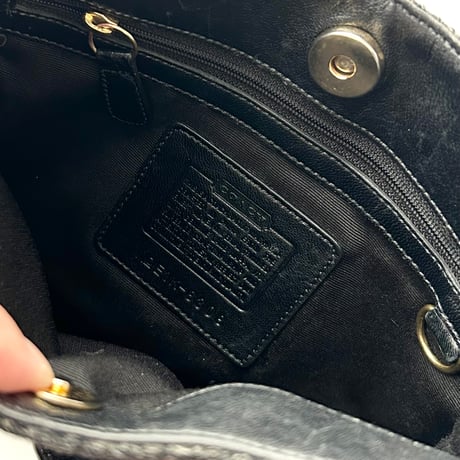 coach dark gray tweed shoulder bag