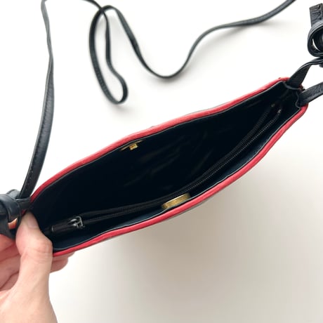 navy×red leather shoulder bag