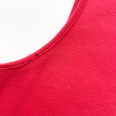 ARMANI red×white logo tank top