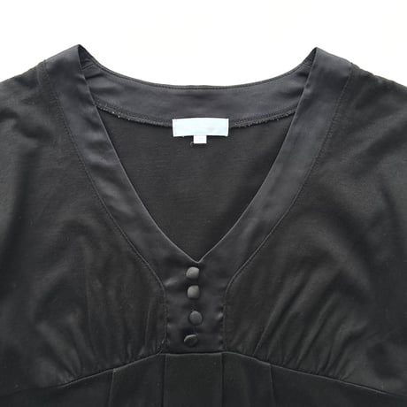 black button T-shirts