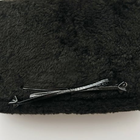 black fur designed shoulder bag