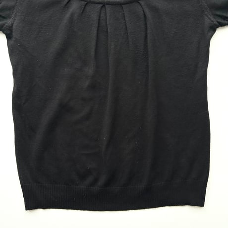 black puff sleeve knit tops