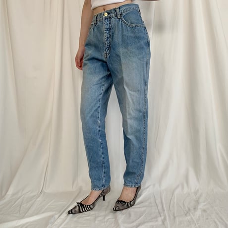 blue denim pants