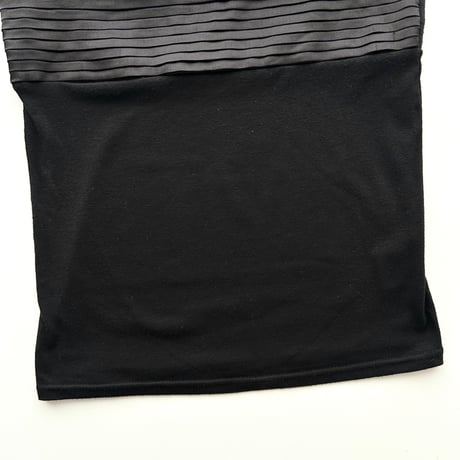 black pleats tube top