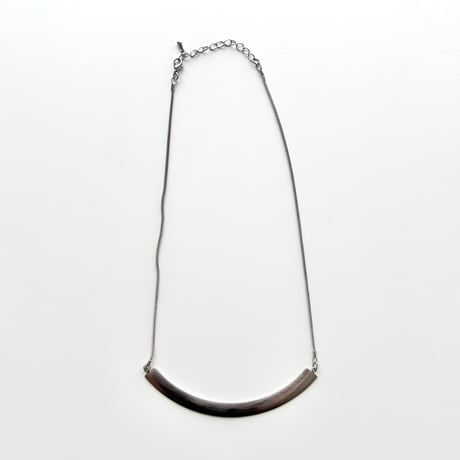 mat silver plate necklace