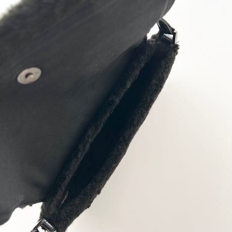 black fur designed shoulder bag