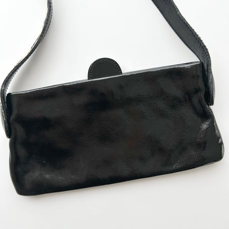 made in Italy / black enamel leather shoulder bag