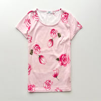 pink rose printed compact T-shirts