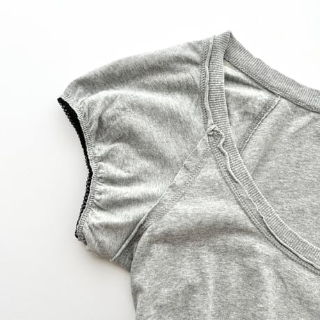 gray printed balloon T-shirts