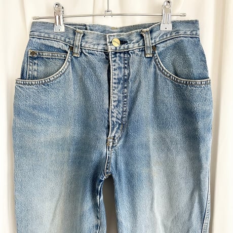 blue denim pants