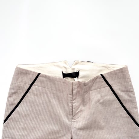 beige striped back ribbon half pants