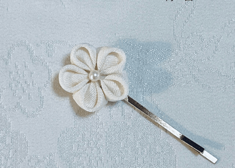 お花のつまみ細工　アクセサリー
