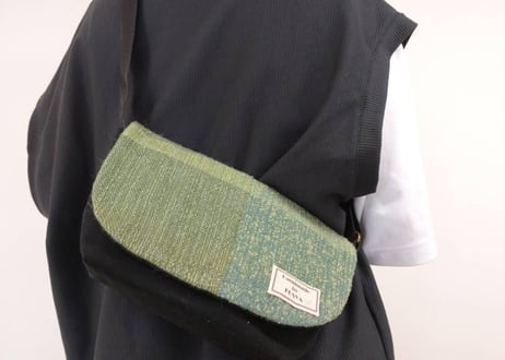 ショルダーバッグ