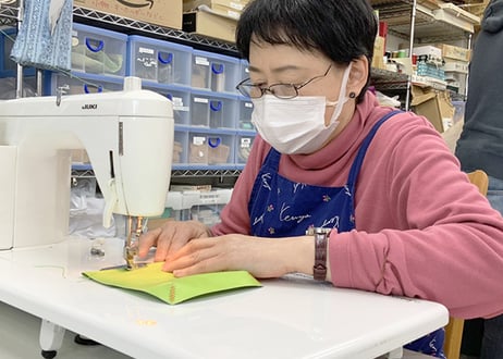 ヌゥのうろこポシェット
