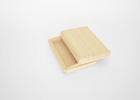 ＊受注生産＊桐の道具箱（すてあーずのレザーＩＣカードケース入り）