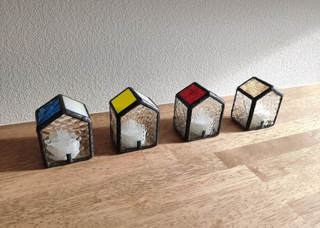 ＊受注生産＊ステンドグラスのおうちが灯す優しい光　LEDキャンドルライト