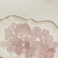 ＜1点限り＞【女性性開花＆魅力UP ローズクォーツさざれ石】