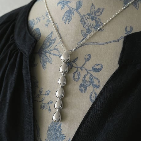 SILVER ネックレス　Pluvia