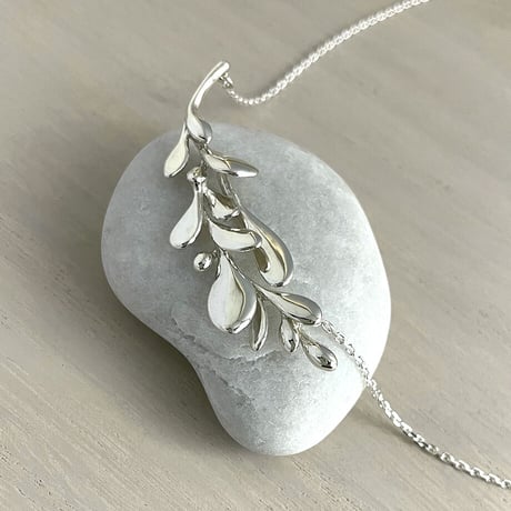 SILVER ネックレス　Olive