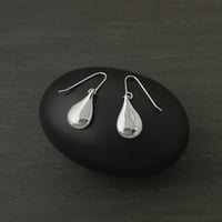 SILVER ピアス　しずく