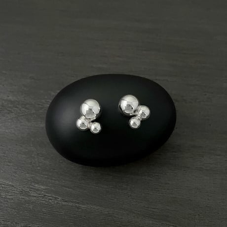 SILVER ピアス　Tsubu