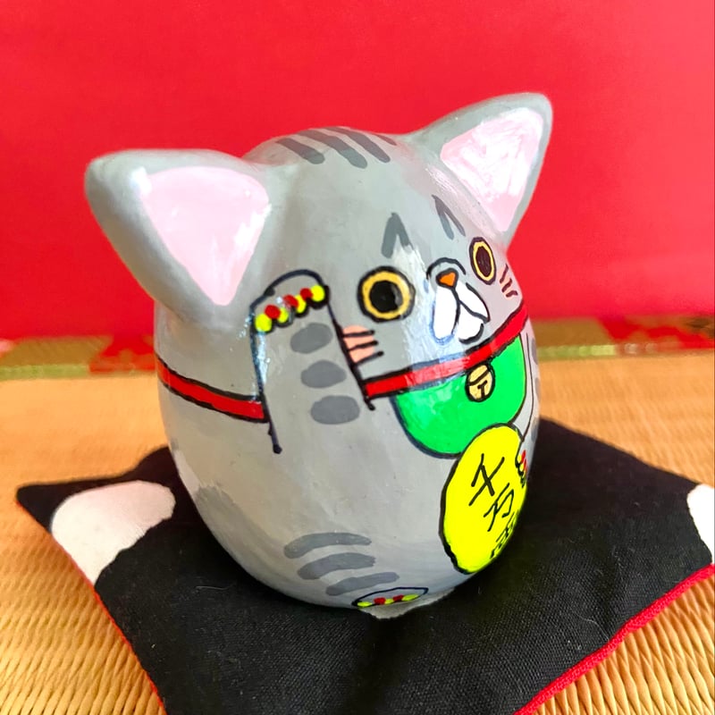 招き猫　陶器　猫の置物　縁起物　エキゾチックショートヘア 可愛い❤️ブサカワ猫ちゃん。縁起物、陶器人形、置物、招き猫