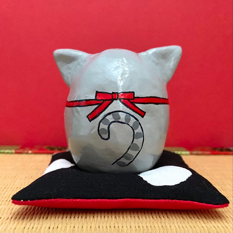 招き猫　陶器　猫の置物　縁起物　エキゾチックショートヘア 可愛い❤️ブサカワ猫ちゃん。縁起物、陶器人形、置物、招き猫