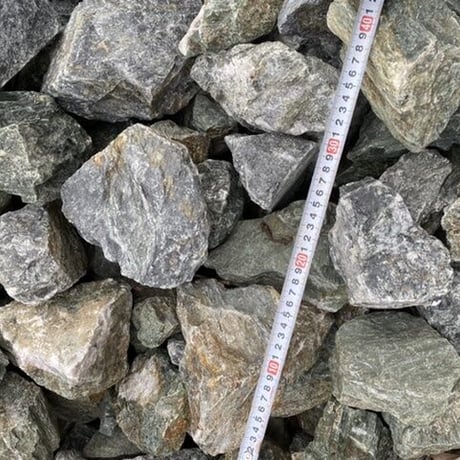 ロックガーデン　栗石　天草石　岩盤石　各種