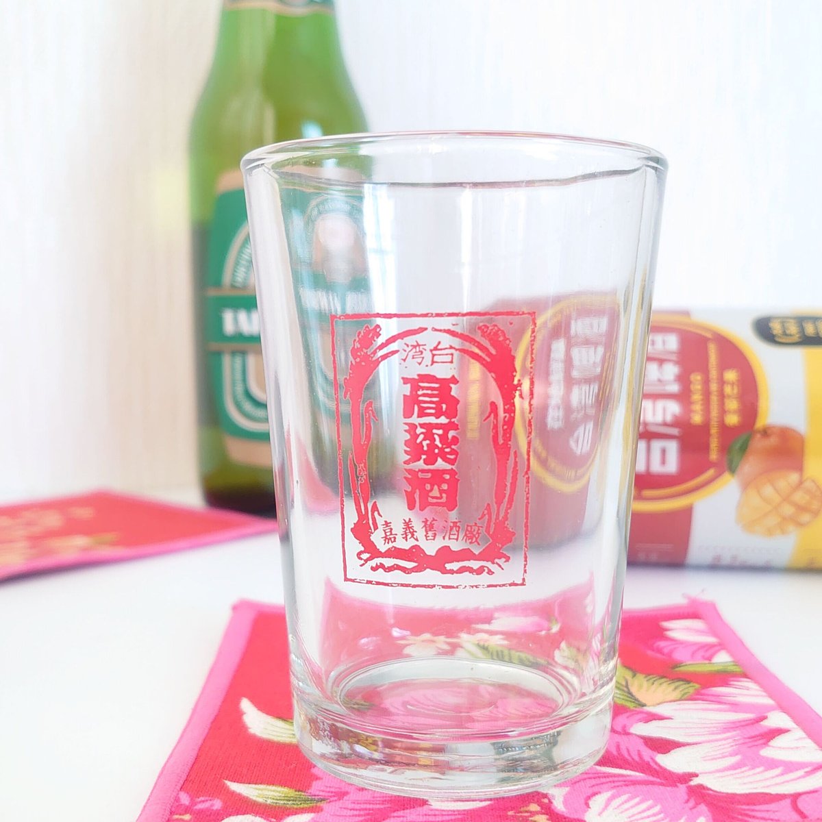 【新品未開封】高級金門高粱酒 熟成酒 ショットグラス付 2016/2017 新品未開封】高級金門高粱酒 熟成酒 ショットグラス付 2016/2017