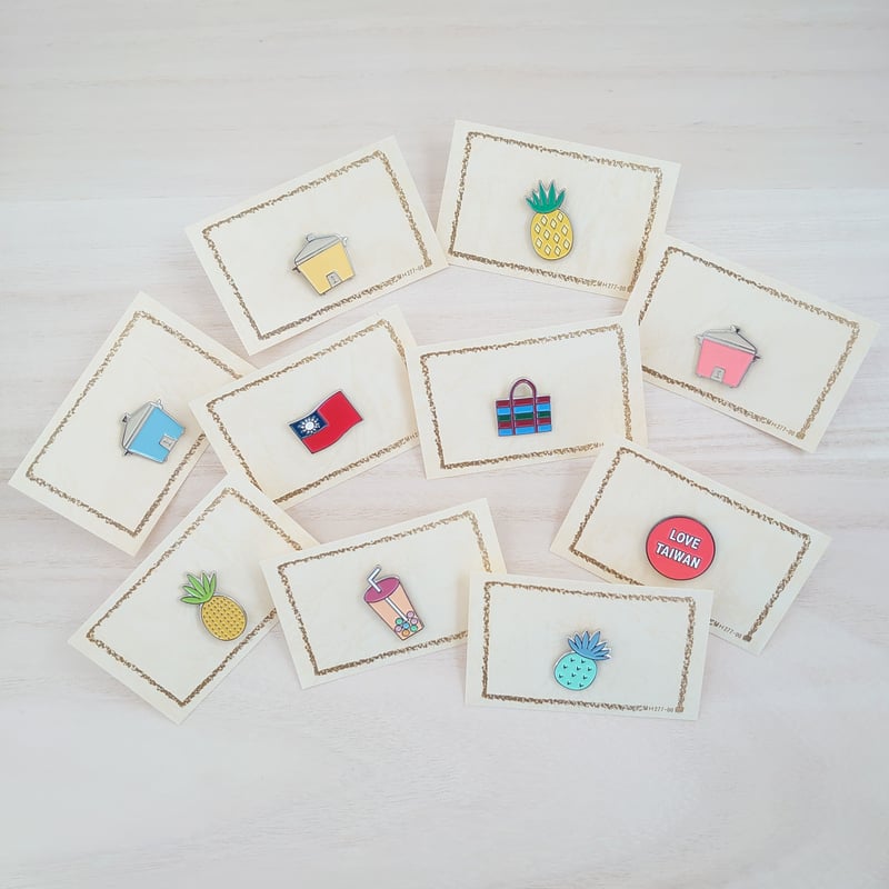 ピンバッジ LOVE TAIWAN | 台湾茶と雑貨 桃なっぷるstore