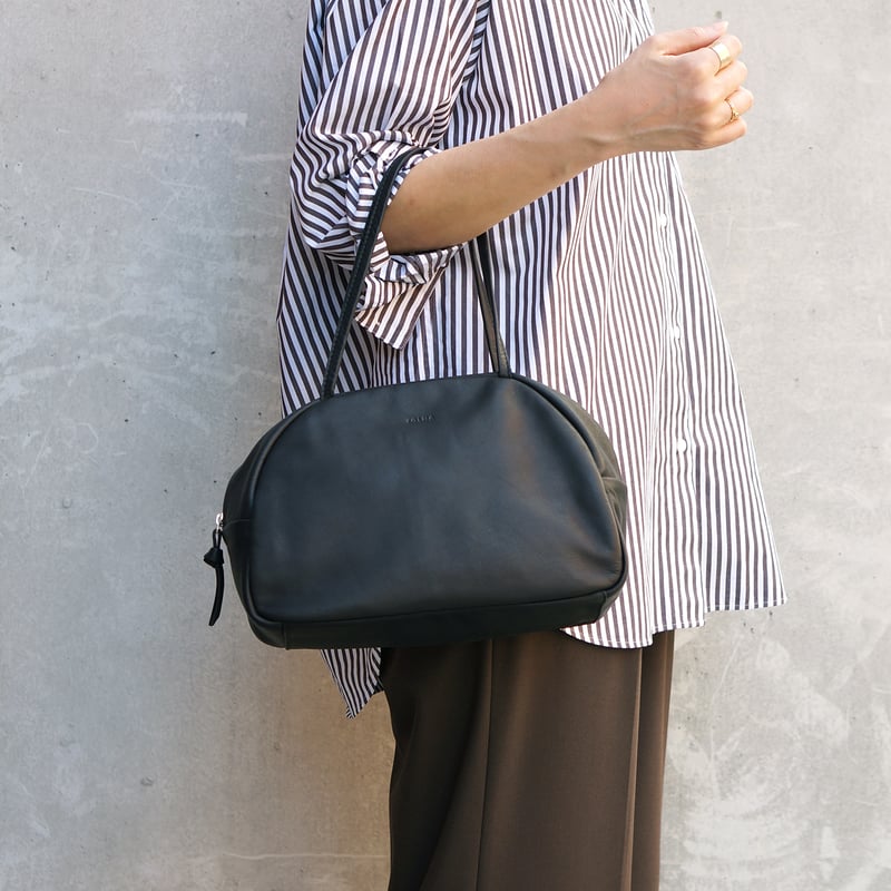 FOLNA ATTENTION ソフトレザーボストンM 牛革 ブラック 麻 綿 FOLNA ATTENTION ソフトレザーボストンM 牛革 ブラック 麻 綿 Folna